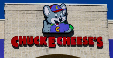 Chuck E Cheese