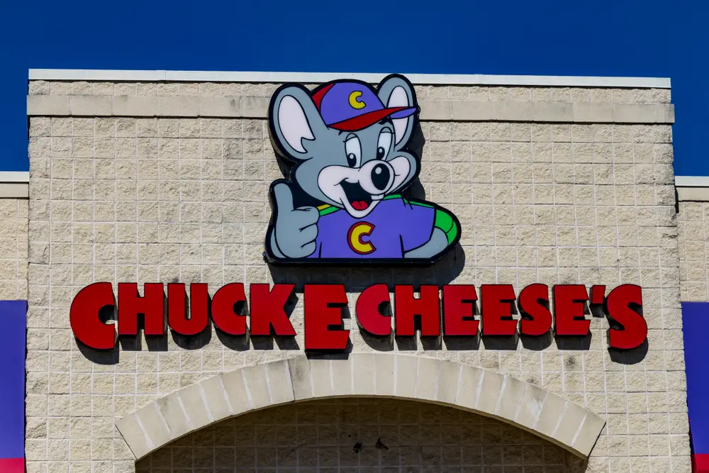 Chuck E Cheese Military Dr