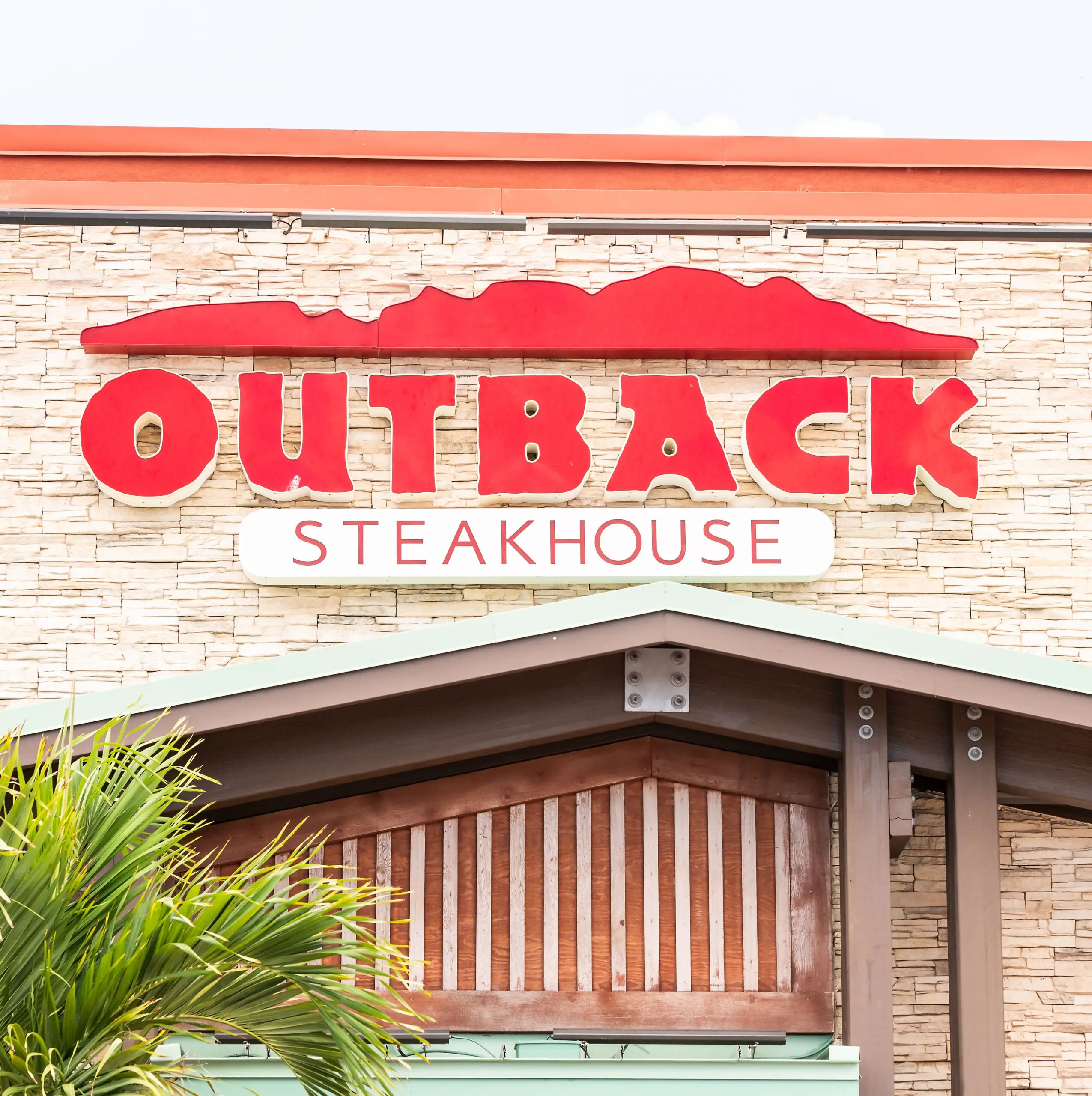 Outback Steakhouse Specials And Deals - EatDrinkDeals