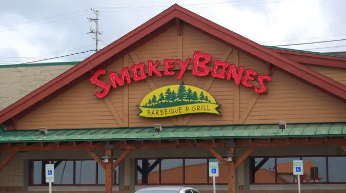 Smokey Bones exterior from Wikipedia